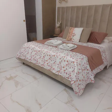 Pensjonat Borgo La Chiusa 4*